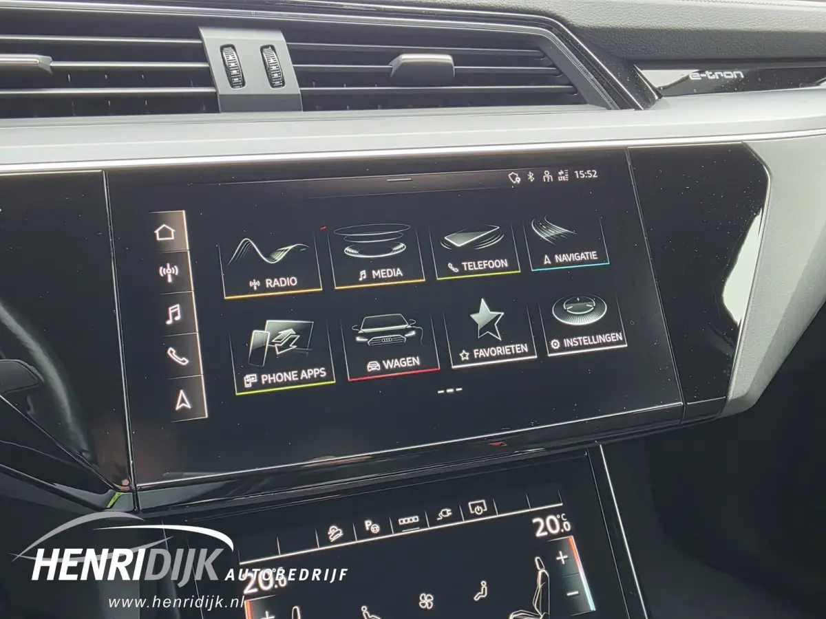 50 quattro Launch Edition 71 kWh SOH 88% S - Line / Schuifdak / Camera / Virtual / Navi