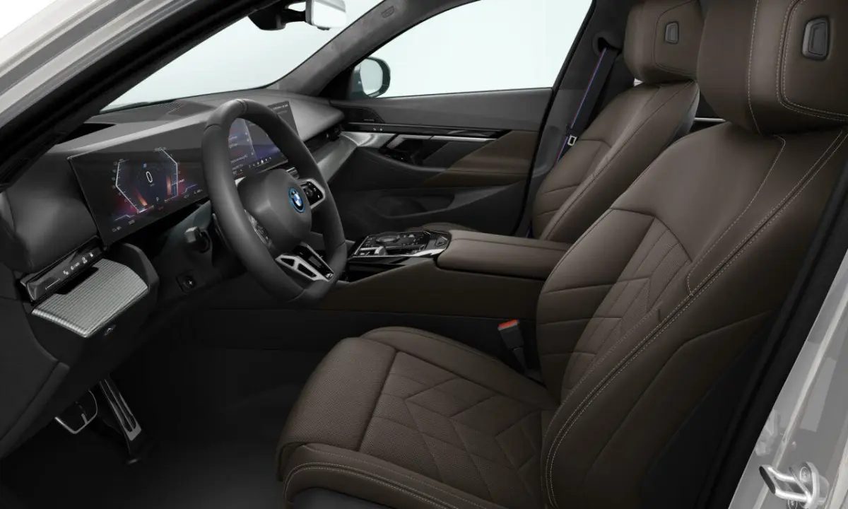 eDrive40 M Sport Edition 84 kWh M Sportpakket Pro | Innovation Pack | Comfort Pack | Travel Pack | Trekhaak