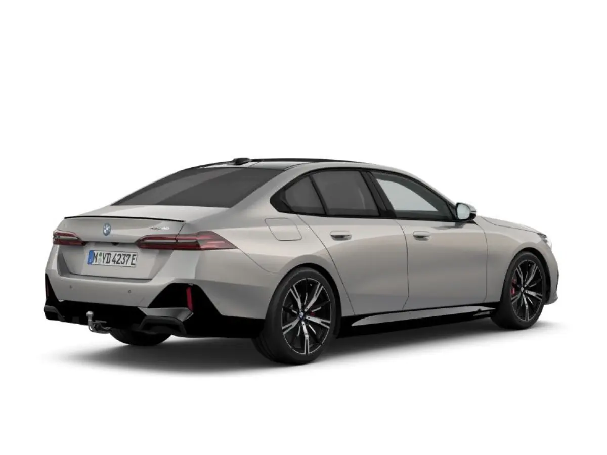 eDrive40 M Sport Edition 84 kWh M Sportpakket Pro | Innovation Pack | Comfort Pack | Travel Pack | Trekhaak