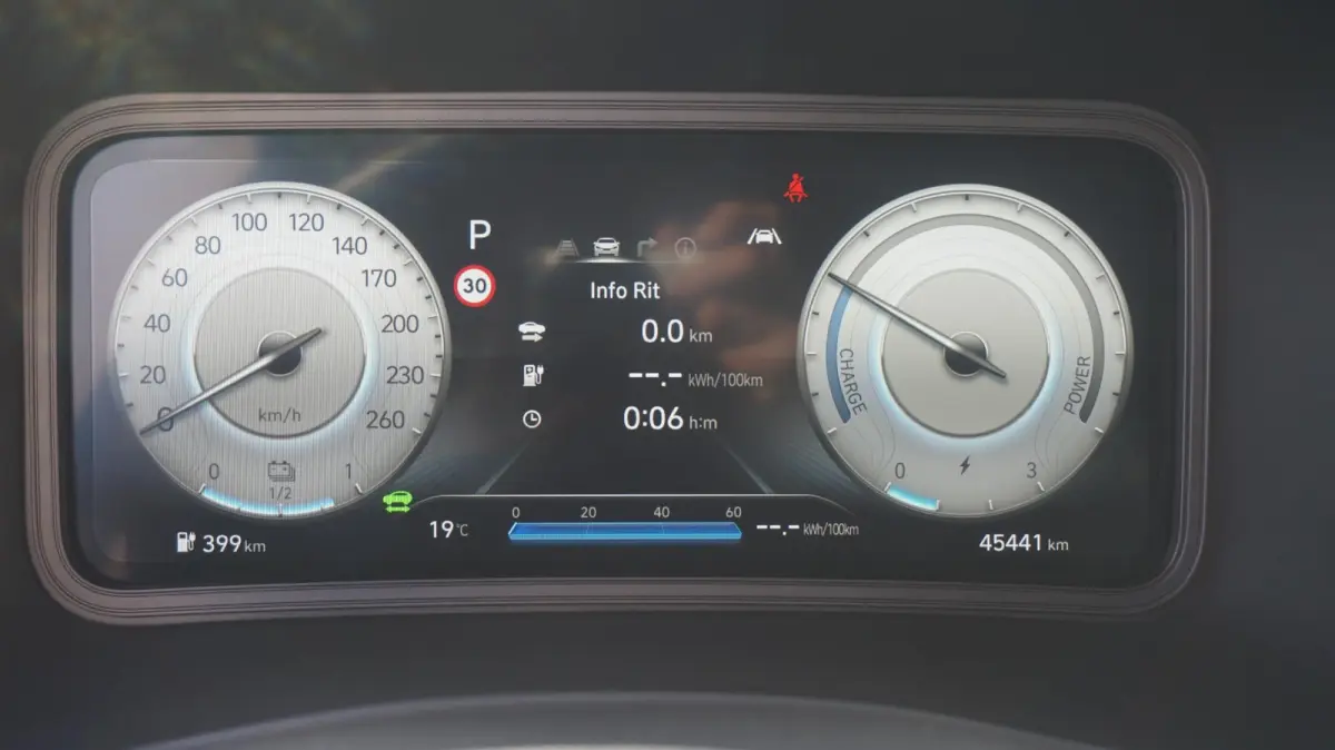 EV Fashion 64 kWh SOH 99% | All-Season banden | HUD | DAB+