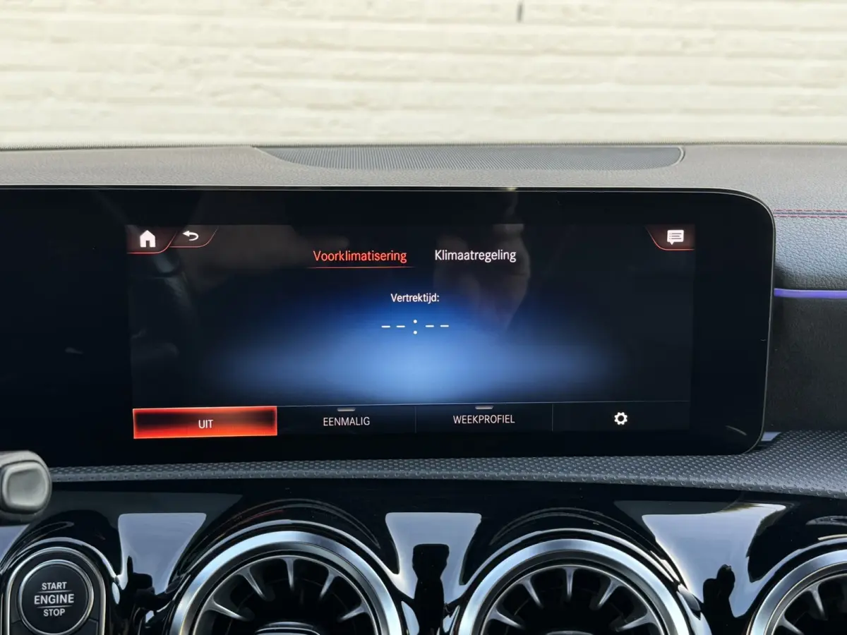 250 e AMG-Line Advantage Carplay SOH 97% Camera Cruise Leder/Alcant Stoelverw. Sfeerverl.