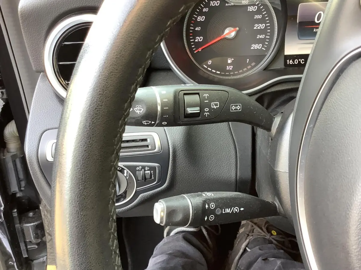 180 Ambition navi, cruise, parkeersensoren