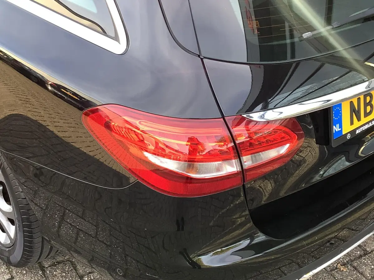 180 Ambition navi, cruise, parkeersensoren