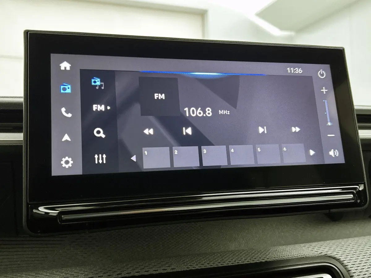 Max Hybrid 110pk Automaat | Lage kilometerstand! |  Navigatie | Achteruitrijcamera | Climate Control | Cruise Control | Parkeersensoren | Bluetooth | Draadloze Apple Carplay / Android Auto |
