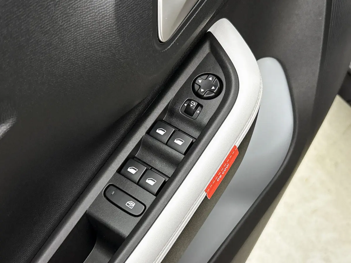 Max Hybrid 110pk Automaat | Lage kilometerstand! |  Navigatie | Achteruitrijcamera | Climate Control | Cruise Control | Parkeersensoren | Bluetooth | Draadloze Apple Carplay / Android Auto |