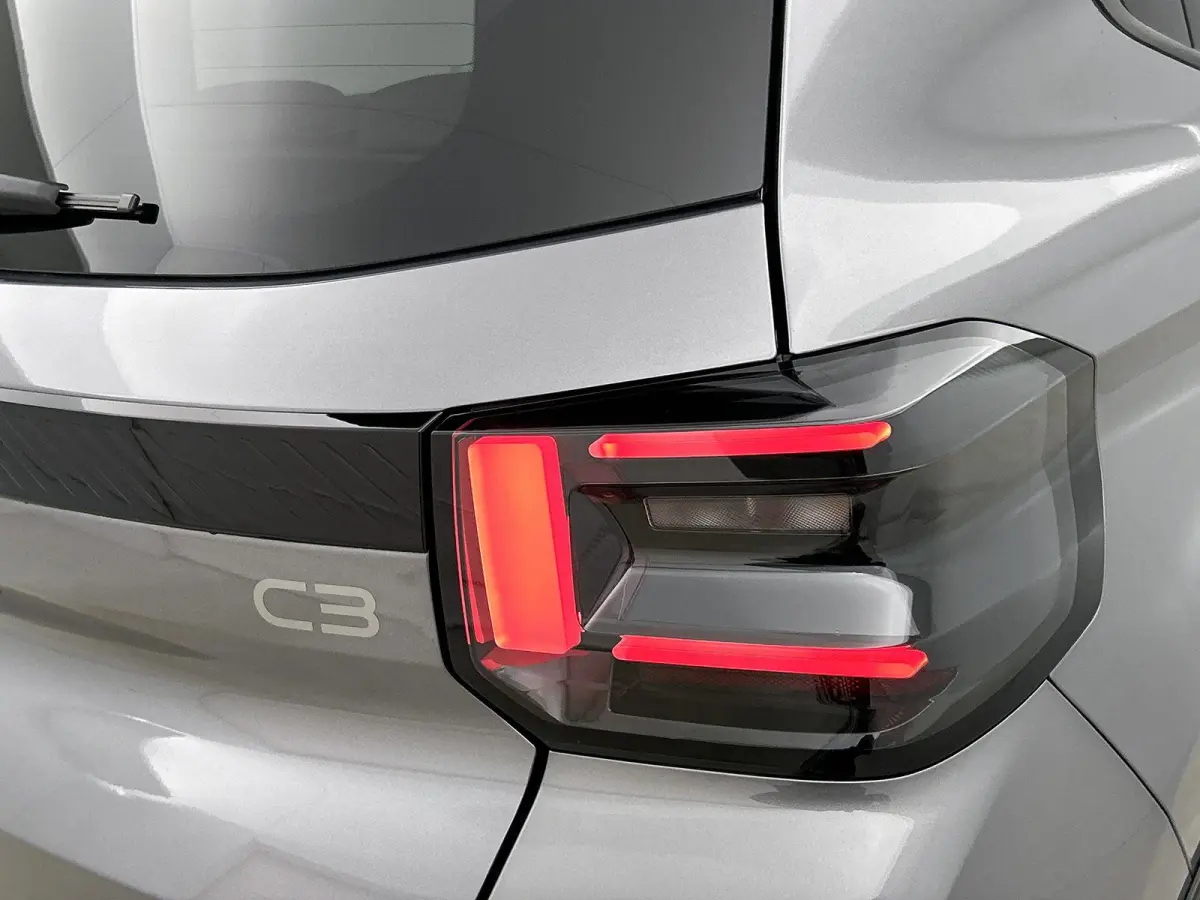 Max Hybrid 110pk Automaat | Lage kilometerstand! |  Navigatie | Achteruitrijcamera | Climate Control | Cruise Control | Parkeersensoren | Bluetooth | Draadloze Apple Carplay / Android Auto |