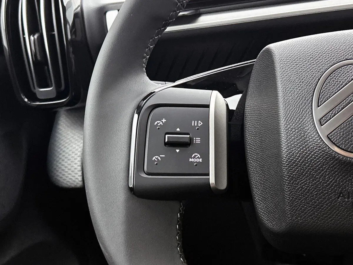 Max Hybrid 110pk Automaat | Lage kilometerstand! |  Navigatie | Achteruitrijcamera | Climate Control | Cruise Control | Parkeersensoren | Bluetooth | Draadloze Apple Carplay / Android Auto |