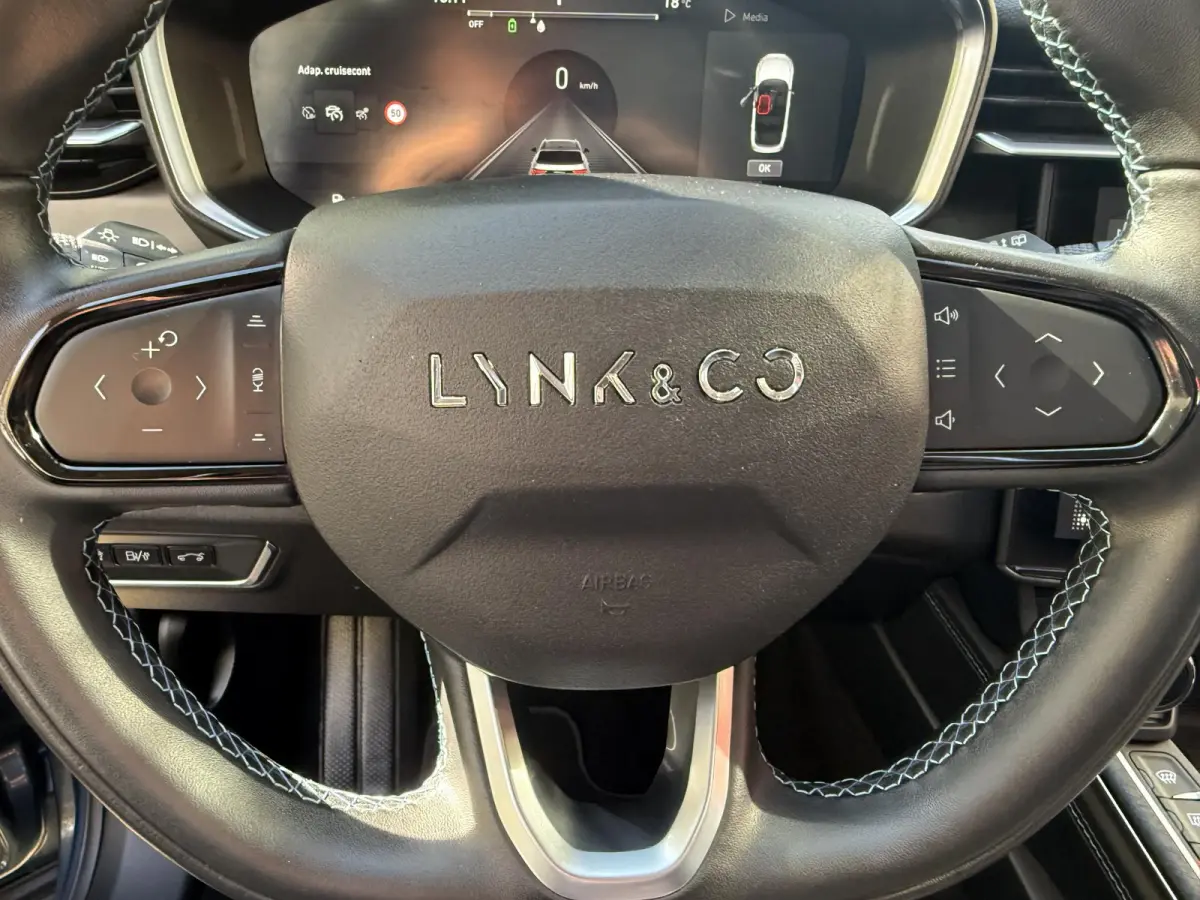1.5 | SOH 93,35% | Panoramadak | Climate control | PDC + Camera | Apple Carplay/Android Auto | LM Velgen