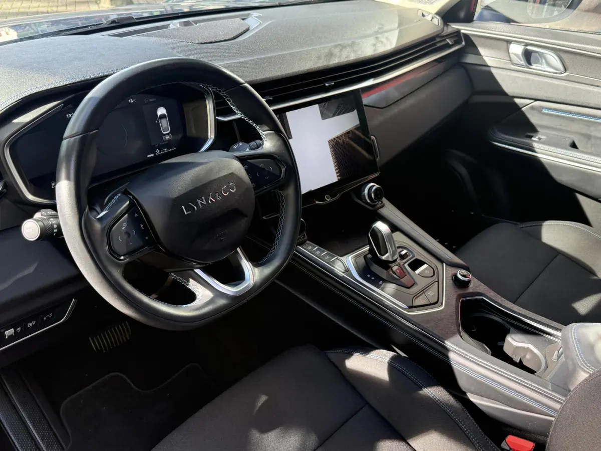 1.5 | SOH 93,35% | Panoramadak | Climate control | PDC + Camera | Apple Carplay/Android Auto | LM Velgen
