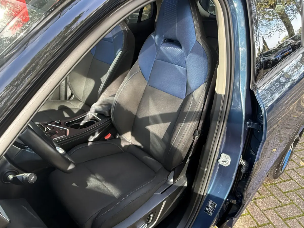 1.5 | SOH 93,35% | Panoramadak | Climate control | PDC + Camera | Apple Carplay/Android Auto | LM Velgen
