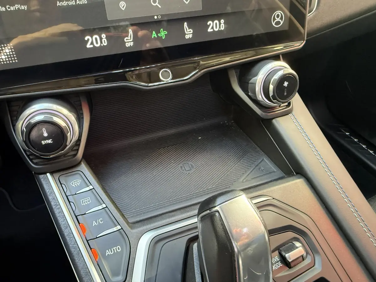 1.5 | SOH 93,35% | Panoramadak | Climate control | PDC + Camera | Apple Carplay/Android Auto | LM Velgen