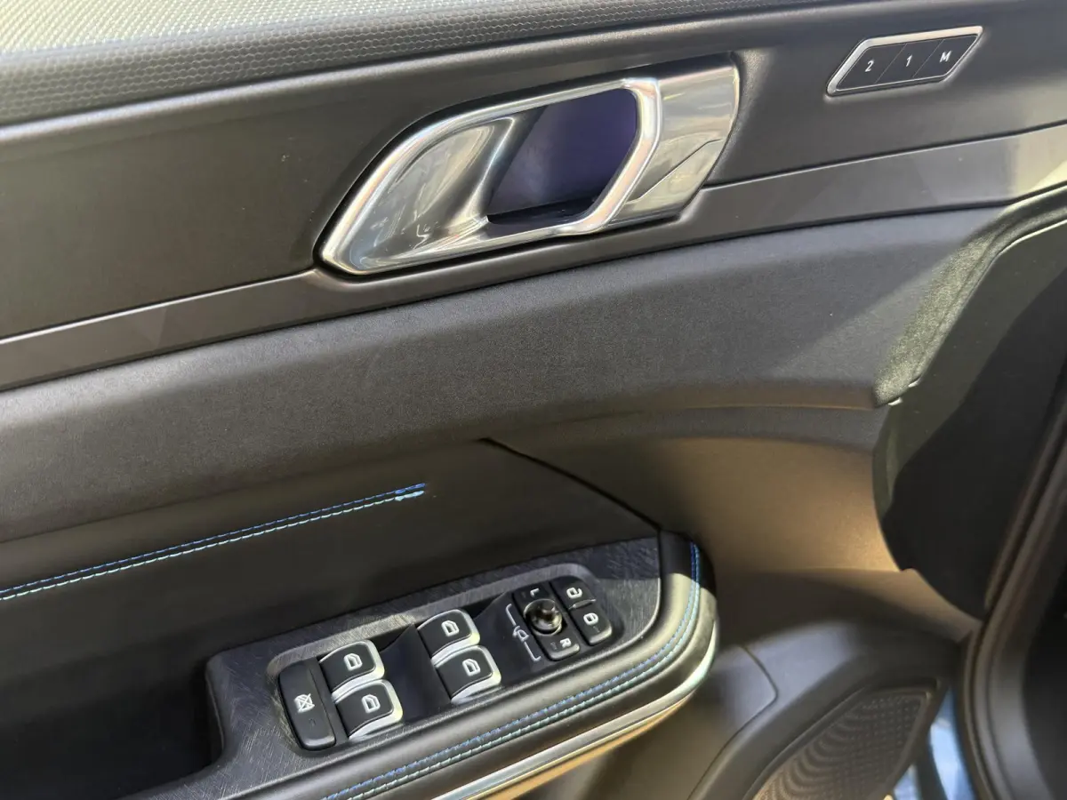 1.5 | SOH 93,35% | Panoramadak | Climate control | PDC + Camera | Apple Carplay/Android Auto | LM Velgen