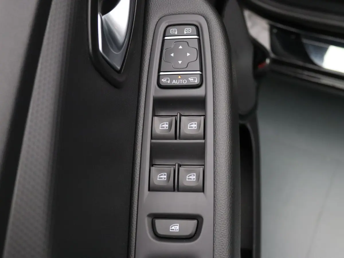 90pk TCe Limited Apple Carplay/Android Auto | Climate
