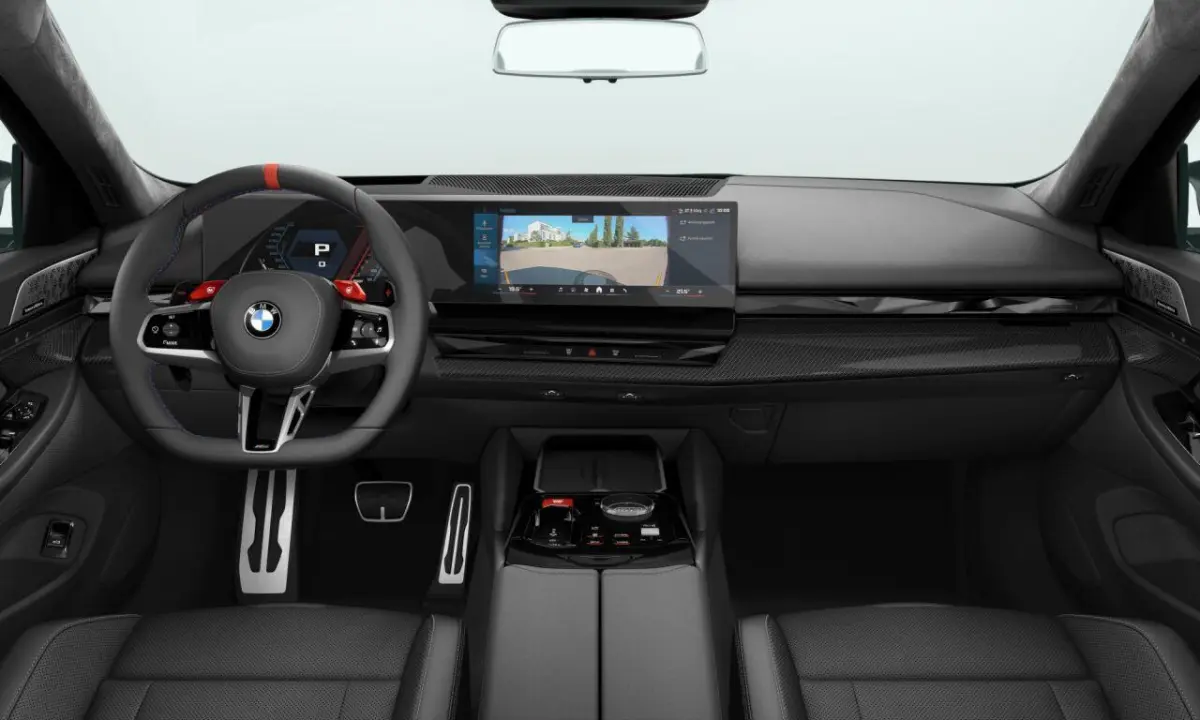 M5 Comfort Pack | Achterspoiler | Elektrische Trekhaak | Glazen Panoramadak | Driving Assistant Professional