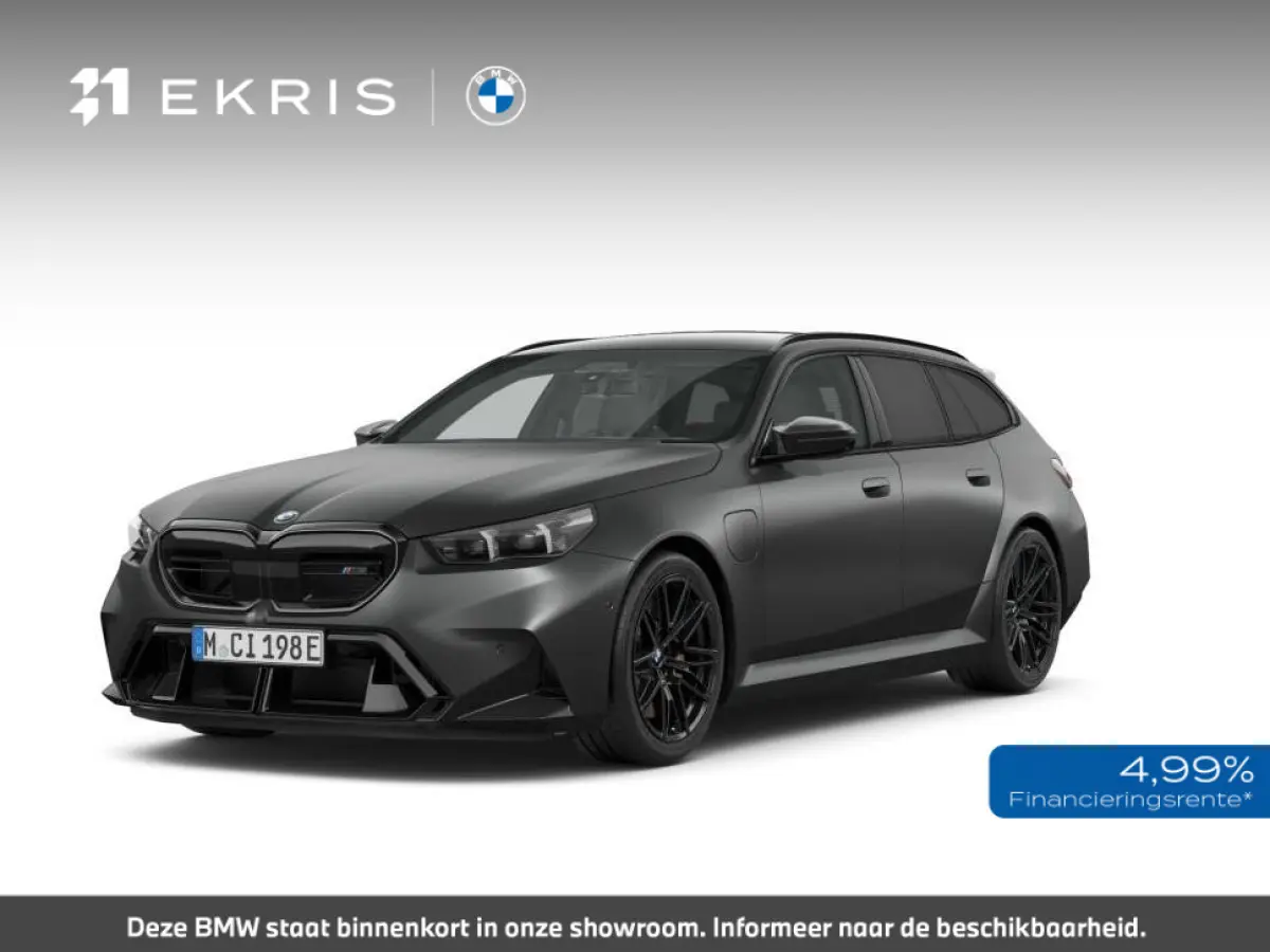 M5 Comfort Pack | Achterspoiler | Elektrische Trekhaak | Glazen Panoramadak | Driving Assistant Professional