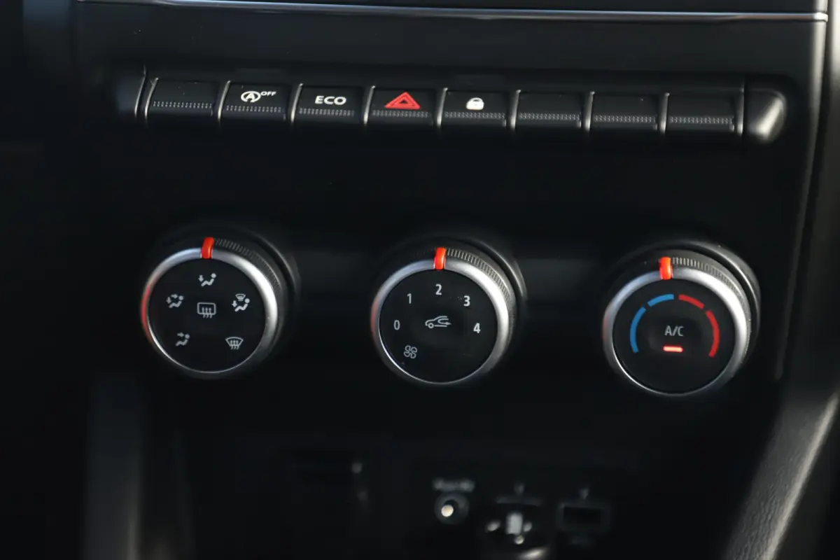1.0 TCe 90 Equilibre Navigatie Carplay Android Airco Cruise Control Rijstrooksensor Parkeersensor