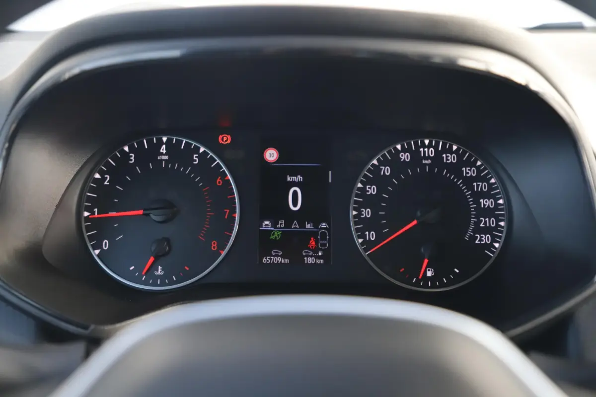 1.0 TCe 90 Equilibre Navigatie Carplay Android Airco Cruise Control Rijstrooksensor Parkeersensor