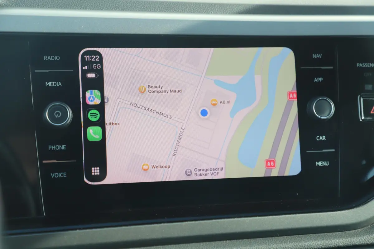 1.0 TSI Comfortline Business 95PK Navigatie Carplay Android Climate Adaptive Cruise Control Parkeersensoren