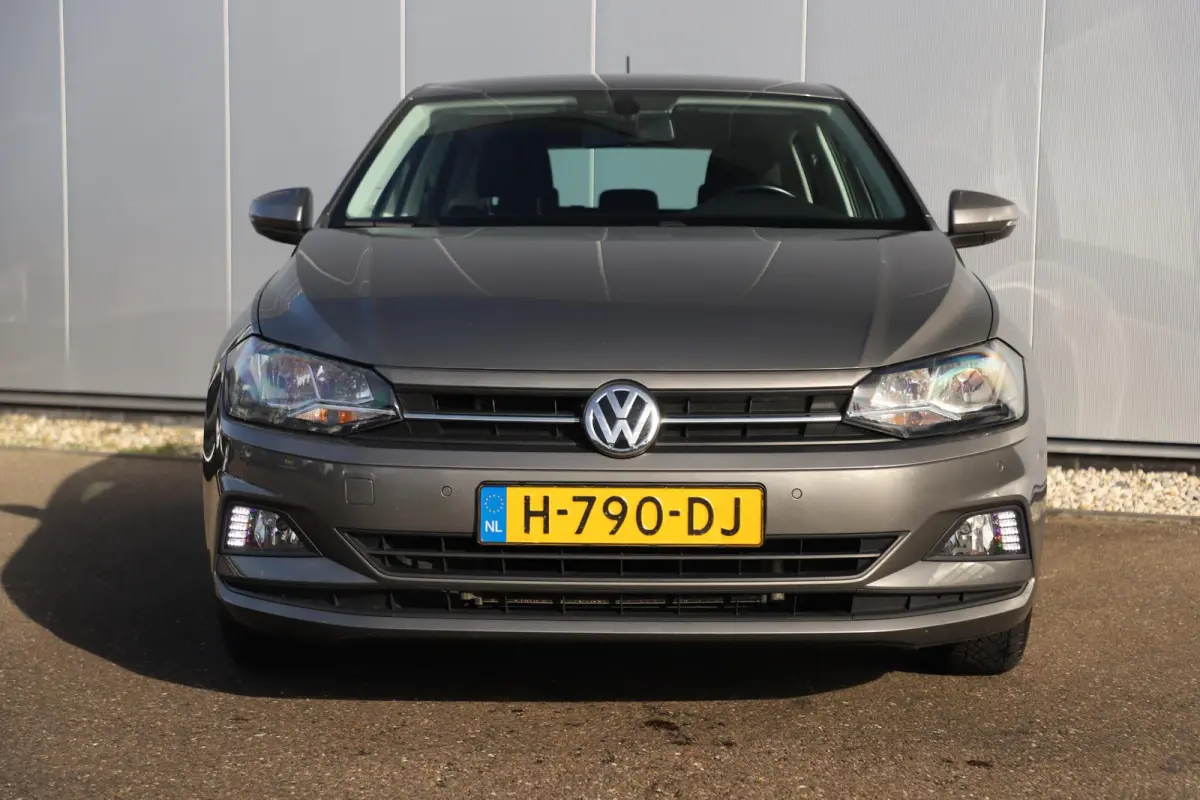 1.0 TSI Comfortline Business 95PK Navigatie Carplay Android Climate Adaptive Cruise Control Parkeersensoren