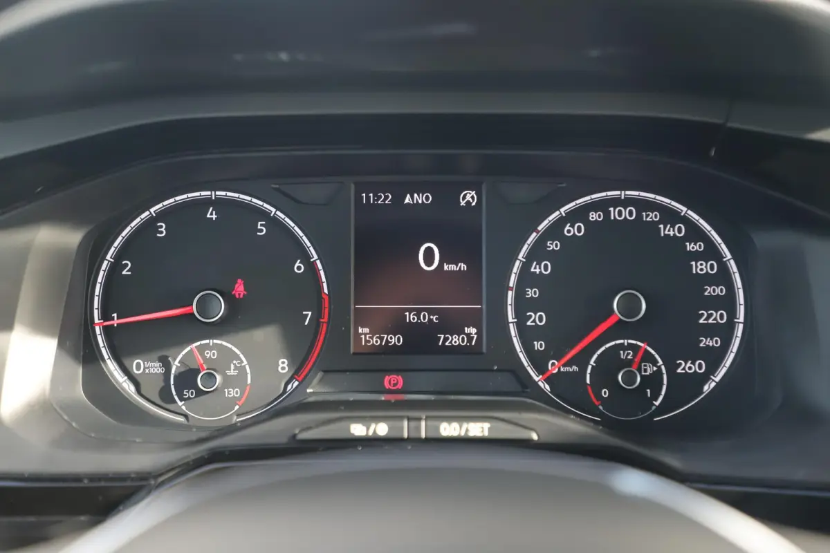 1.0 TSI Comfortline Business 95PK Navigatie Carplay Android Climate Adaptive Cruise Control Parkeersensoren