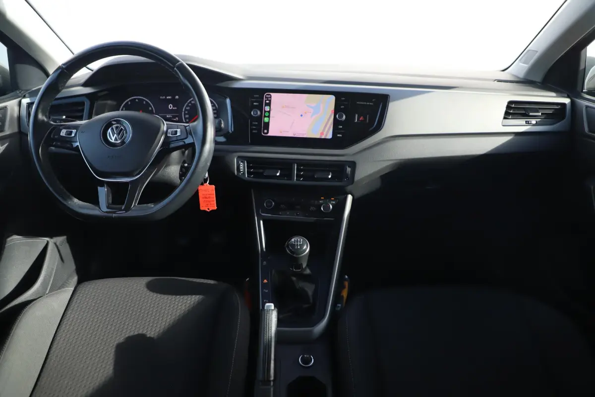 1.0 TSI Comfortline Business 95PK Navigatie Carplay Android Climate Adaptive Cruise Control Parkeersensoren