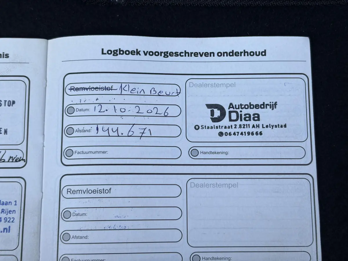 1.1 Trend ✓D-riem vv in 06-2025✓Net beurt gehad✓Carplay✓Navi✓Trekhaak✓Clima✓Cruise✓N.A.P✓Apk tot 06-2027