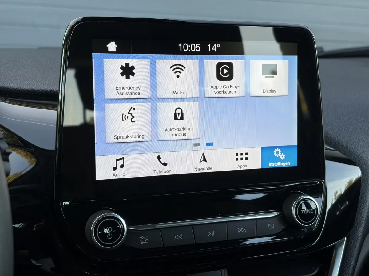 1.1 Trend ✓D-riem vv in 06-2025✓Net beurt gehad✓Carplay✓Navi✓Trekhaak✓Clima✓Cruise✓N.A.P✓Apk tot 06-2027