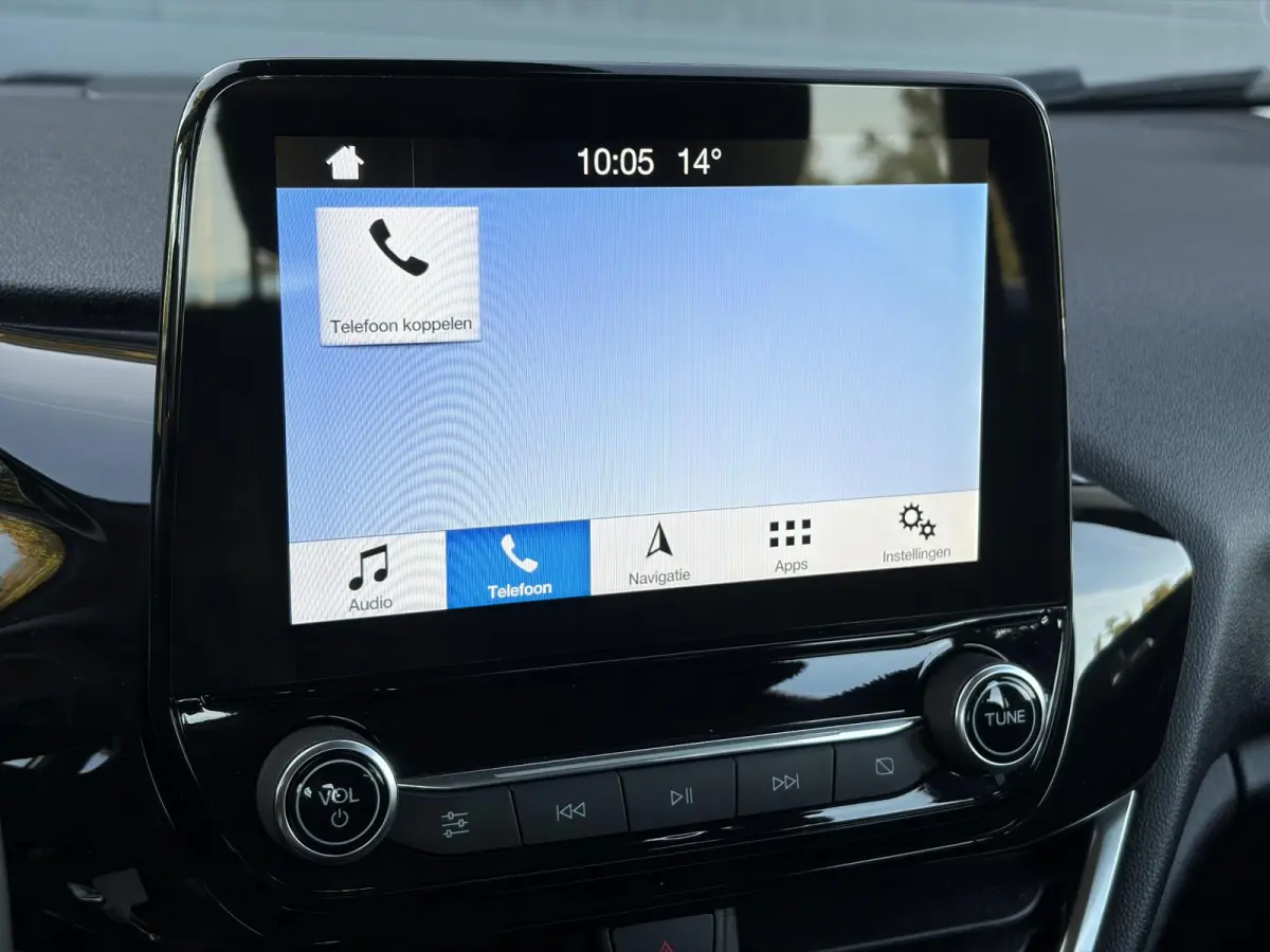 1.1 Trend ✓D-riem vv in 06-2025✓Net beurt gehad✓Carplay✓Navi✓Trekhaak✓Clima✓Cruise✓N.A.P✓Apk tot 06-2027