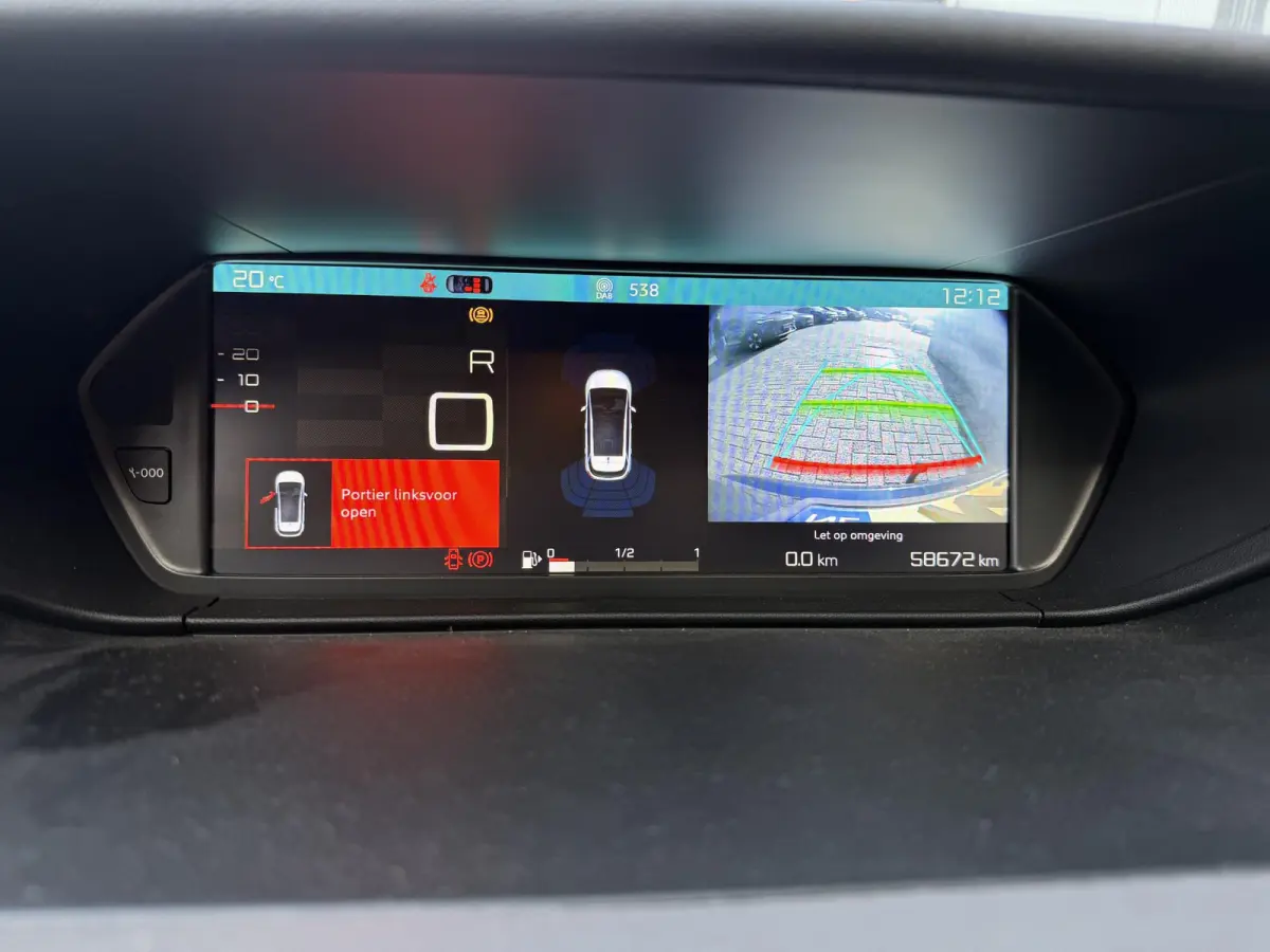 1.2 PureTech Feel EAT8 16"/Trekhaak/Dodehoek/Stoelverwarming/Navigatie/PDC v+a/Camera/Adaptieve cruise/Lane Assist/DAB