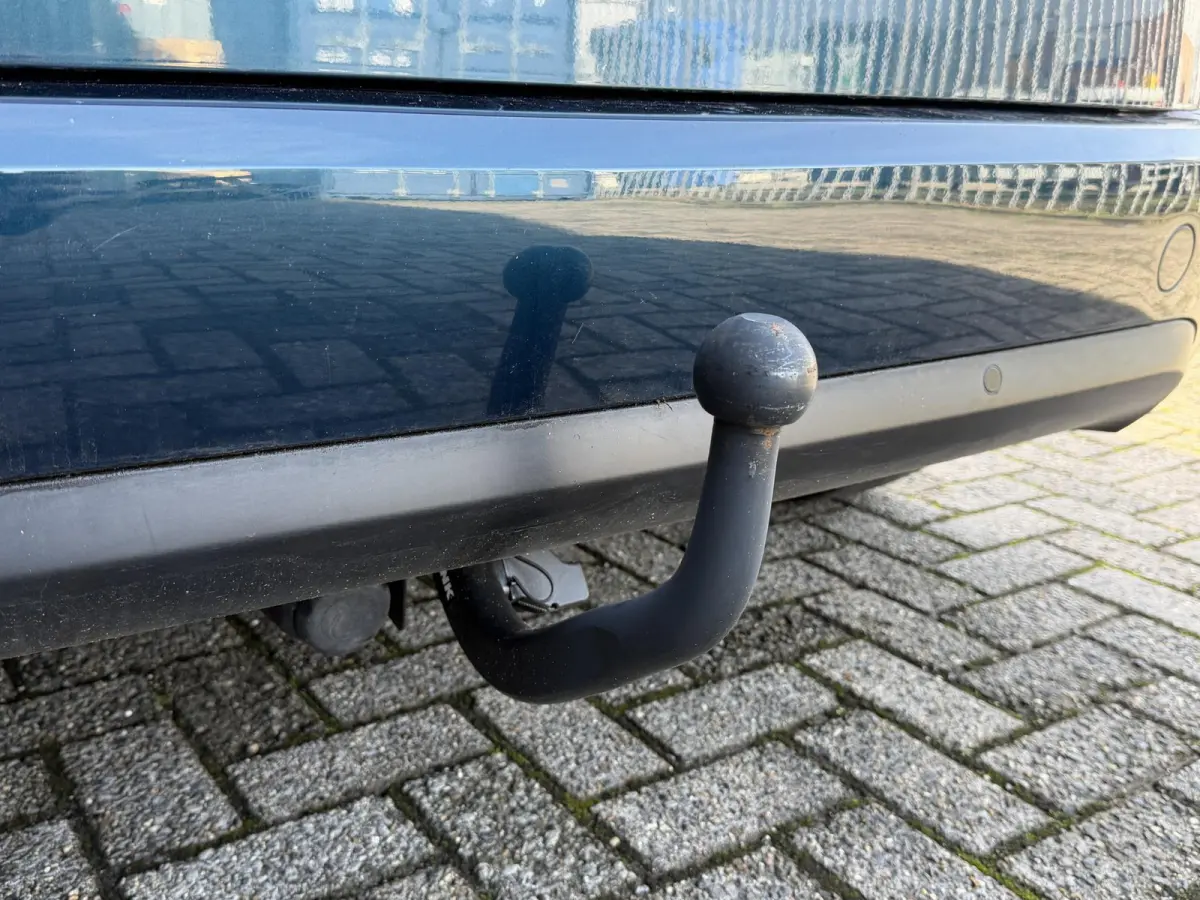 1.2 PureTech Feel EAT8 16"/Trekhaak/Dodehoek/Stoelverwarming/Navigatie/PDC v+a/Camera/Adaptieve cruise/Lane Assist/DAB