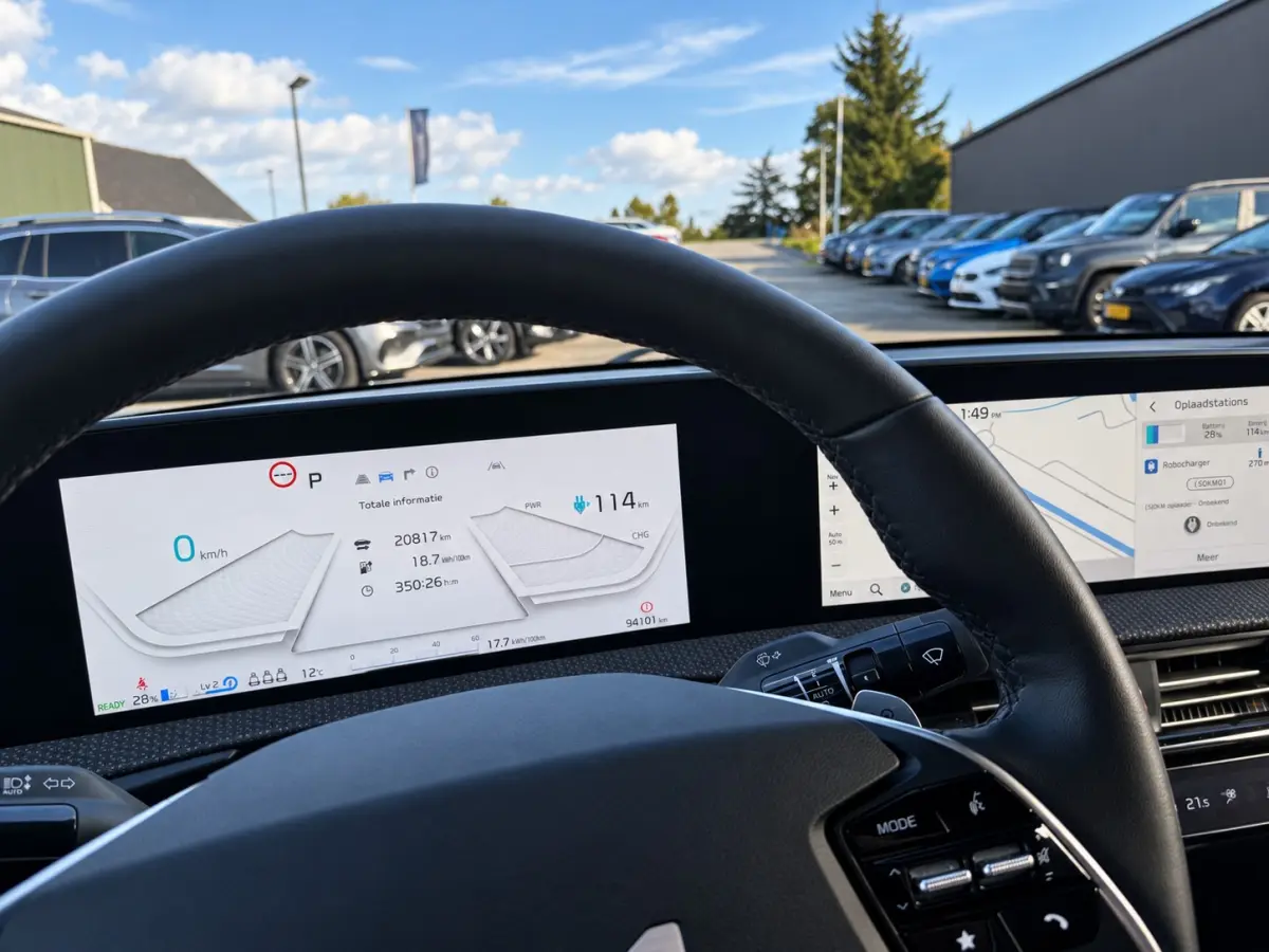 Plus 77.4 kWh | SOH 100 % | Apple Carplay/Android | Cruise control ad | Warmtepomp | Led | NL-auto