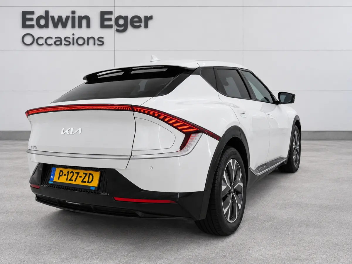 Plus 77.4 kWh | SOH 100 % | Apple Carplay/Android | Cruise control ad | Warmtepomp | Led | NL-auto