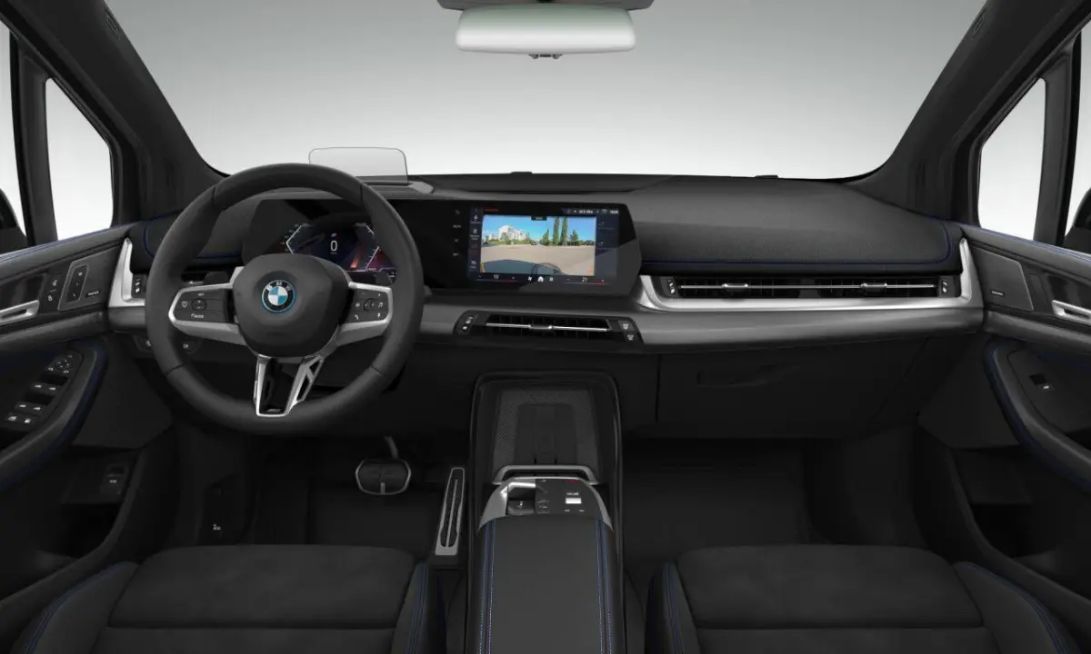 225e xDrive M Sportpakket | Driving Assistant | Innovation Pack | Travel Pack | Driving Assistant Plus | Comfort Pack | Trekhaak