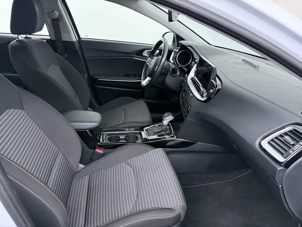 1.6 GDI PHEV Vision | Trekhaak | Navigatie |