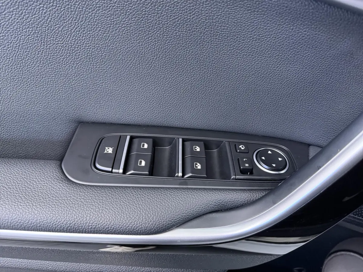 1.6 GDI PHEV Vision | Trekhaak | Navigatie |