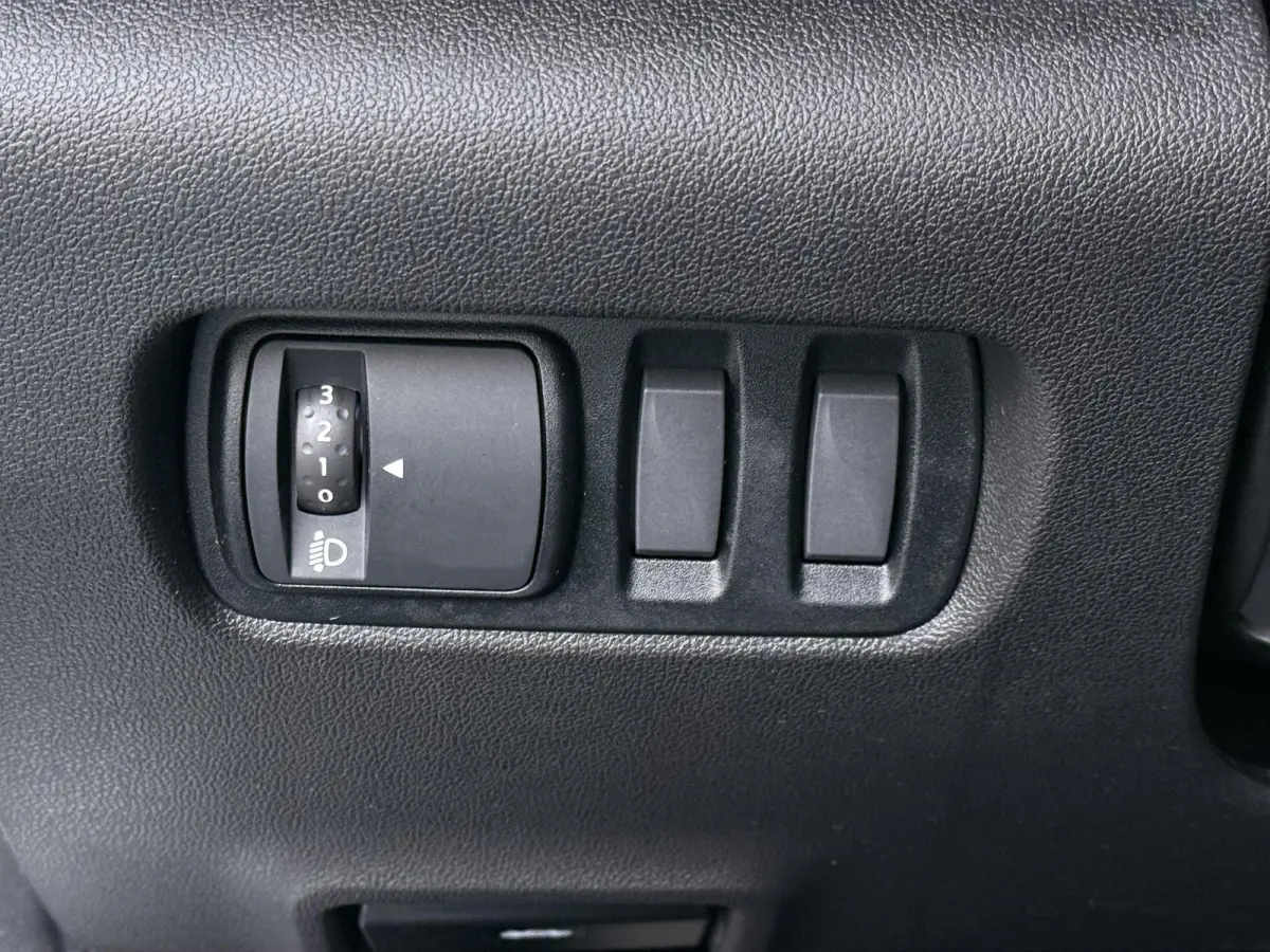 Enery TCe 160 EDV Black Edition | Automaat | Trekhaak | Panoramadak |