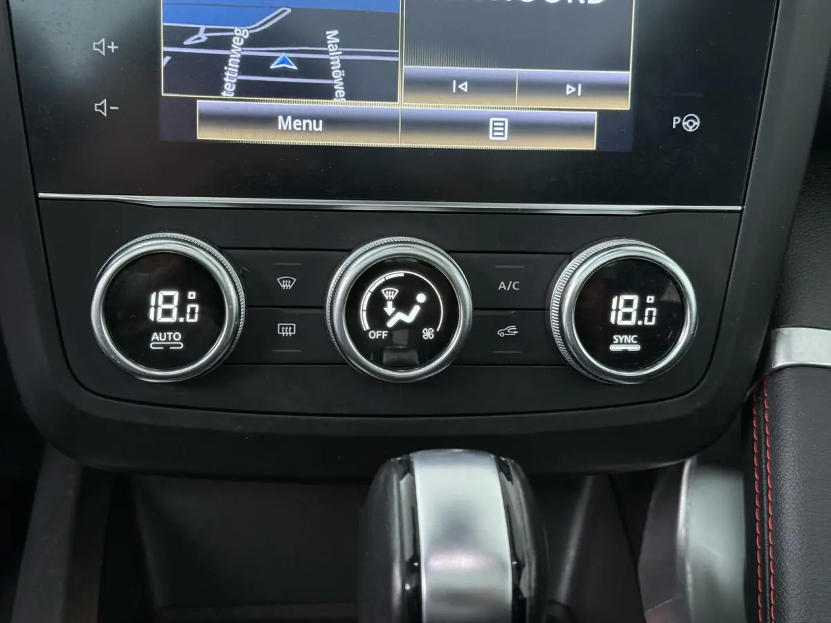 Enery TCe 160 EDV Black Edition | Automaat | Trekhaak | Panoramadak |