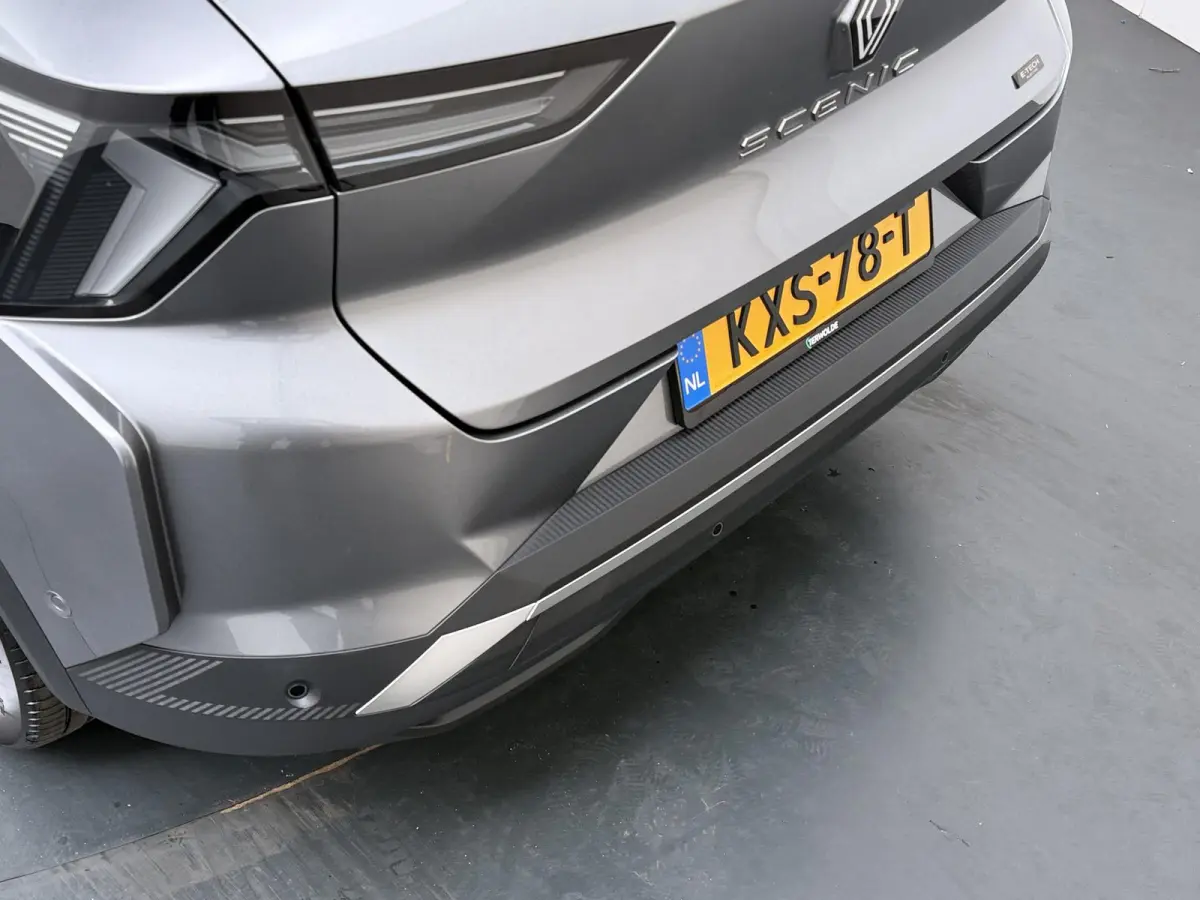 techno 220 pk long range | pack advanced driving assist |