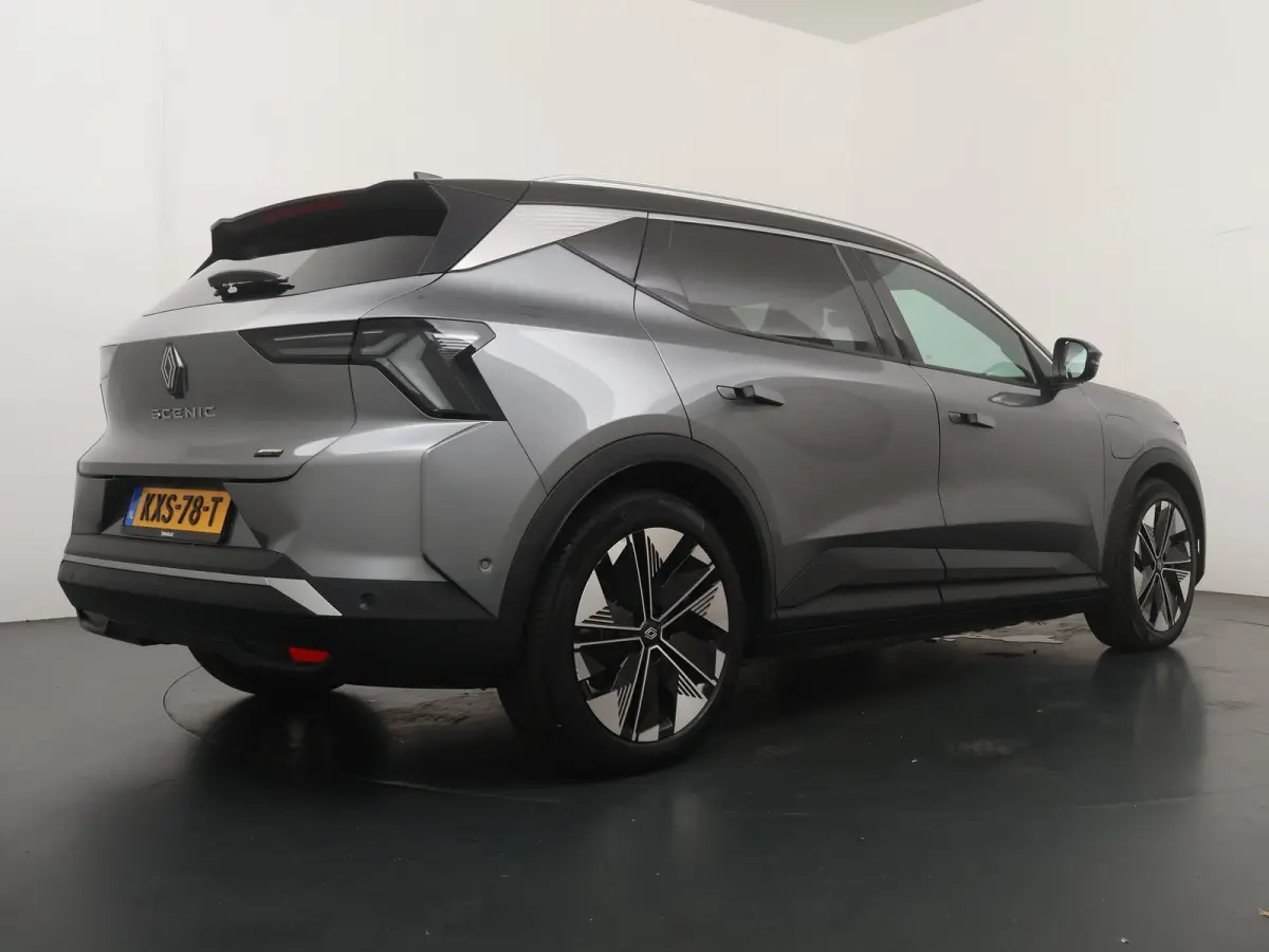 techno 220 pk long range | pack advanced driving assist |