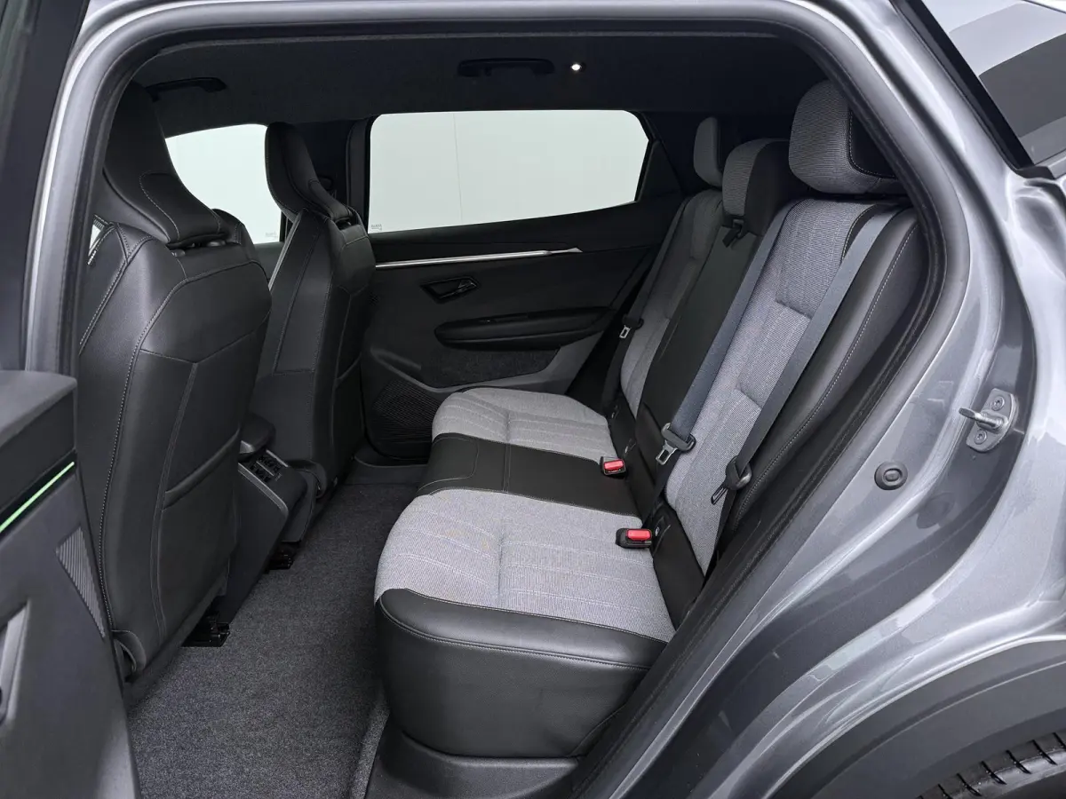 techno 220 pk long range | pack advanced driving assist |