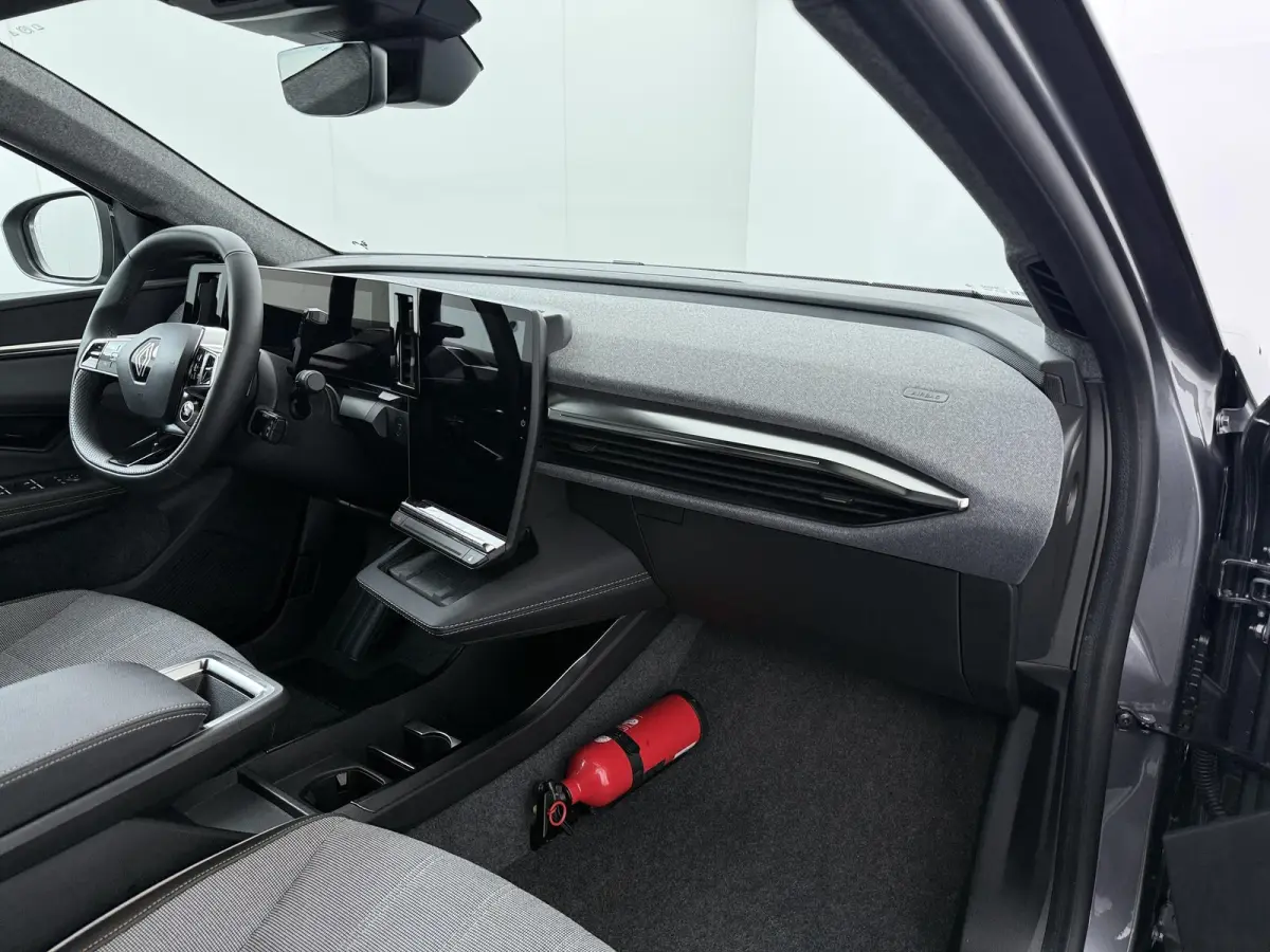 techno 220 pk long range | pack advanced driving assist |