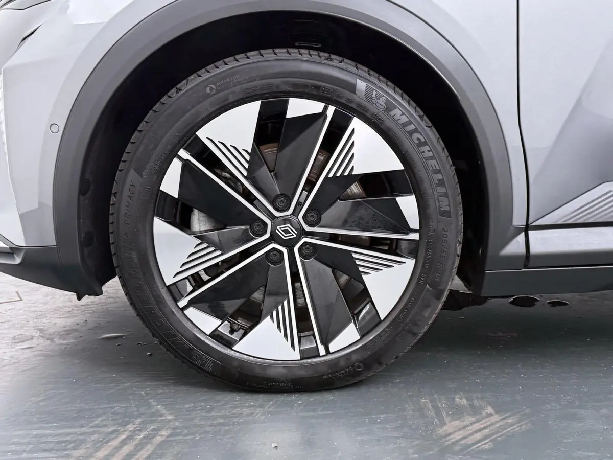 techno 220 pk long range | pack advanced driving assist |