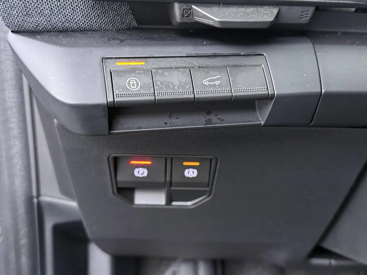 techno 220 pk long range | pack advanced driving assist |