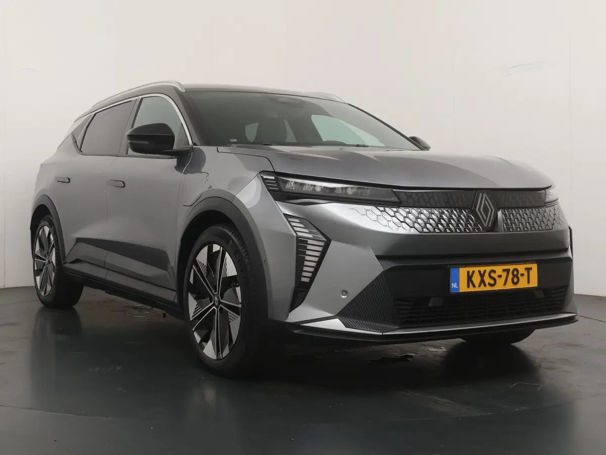 techno 220 pk long range | pack advanced driving assist |