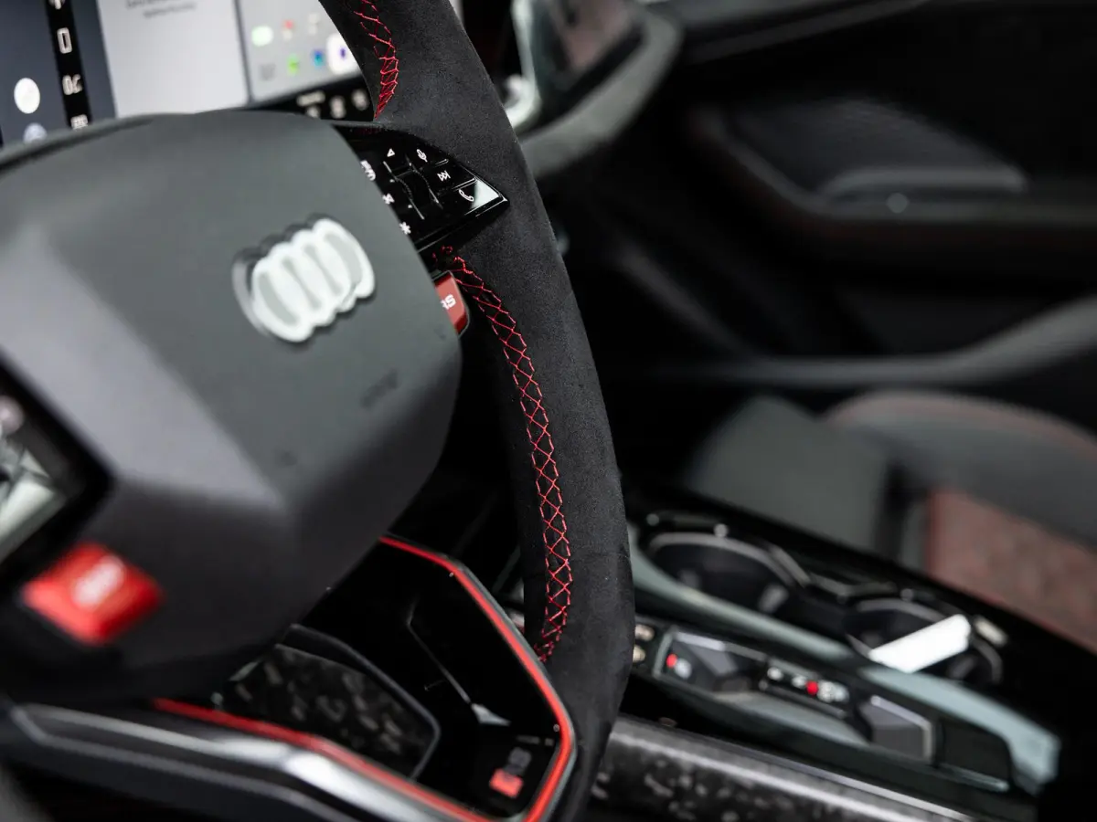 RS5 Avant RS 5 e-hybrid quattro | TREKHAAK | PANORAMADAK | BIJRIJDERSCHERM | MASSAGE | STOELVENTILATIE | STOELVERWARMING + ACHTER | RS SPORTSTOELEN | ALCANTARA | CARBON | HEAD UP | ADAPTIEVE