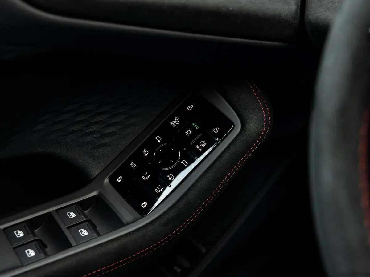 RS5 Avant RS 5 e-hybrid quattro | TREKHAAK | PANORAMADAK | BIJRIJDERSCHERM | MASSAGE | STOELVENTILATIE | STOELVERWARMING + ACHTER | RS SPORTSTOELEN | ALCANTARA | CARBON | HEAD UP | ADAPTIEVE