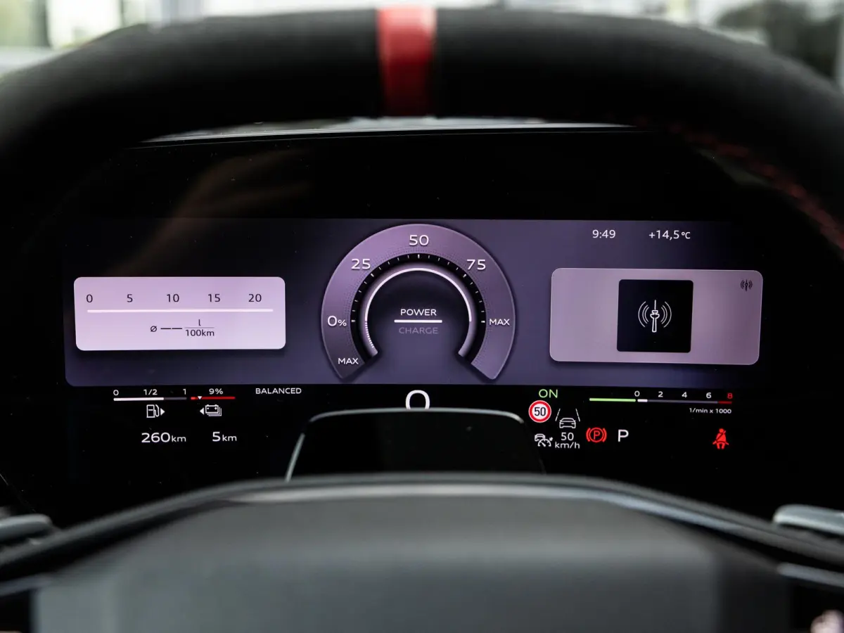 RS5 Avant RS 5 e-hybrid quattro | TREKHAAK | PANORAMADAK | BIJRIJDERSCHERM | MASSAGE | STOELVENTILATIE | STOELVERWARMING + ACHTER | RS SPORTSTOELEN | ALCANTARA | CARBON | HEAD UP | ADAPTIEVE