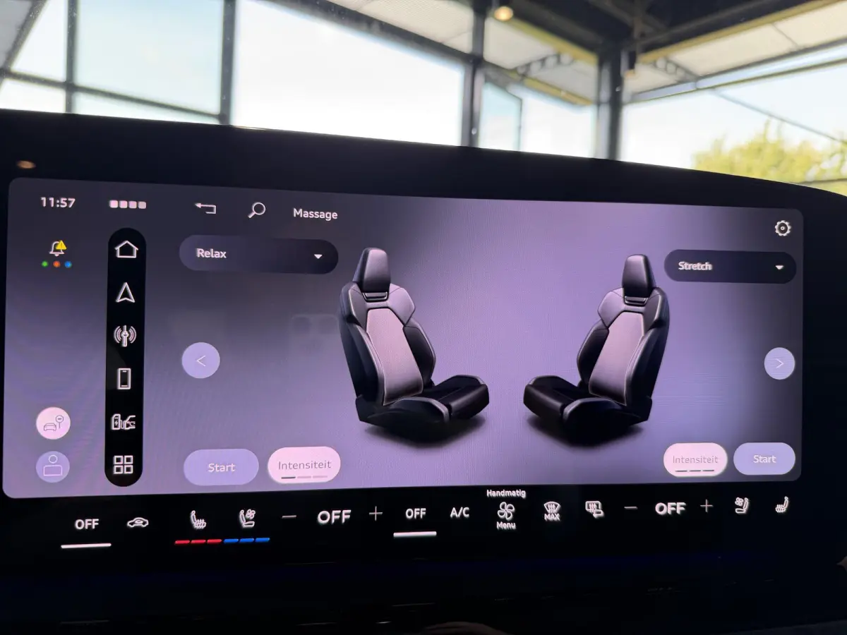 RS5 Avant | TREKHAAK | PANORAMADAK | BIJRIJDERSCHERM | MASSAGE | STOELVENTILATIE | STOELVERWARMING + ACHTER | RS SPORTSTOELEN | ALCANTARA | CARBON | HEAD UP | ADAPTIEVE CRUISE | AMBIENT LIGH