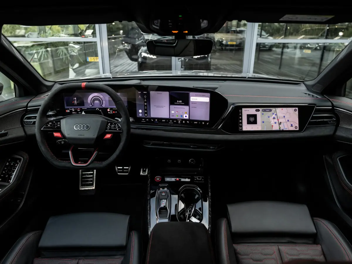 RS5 Avant RS 5 e-hybrid quattro | TREKHAAK | PANORAMADAK | BIJRIJDERSCHERM | MASSAGE | STOELVENTILATIE | STOELVERWARMING + ACHTER | RS SPORTSTOELEN | ALCANTARA | CARBON | HEAD UP | ADAPTIEVE