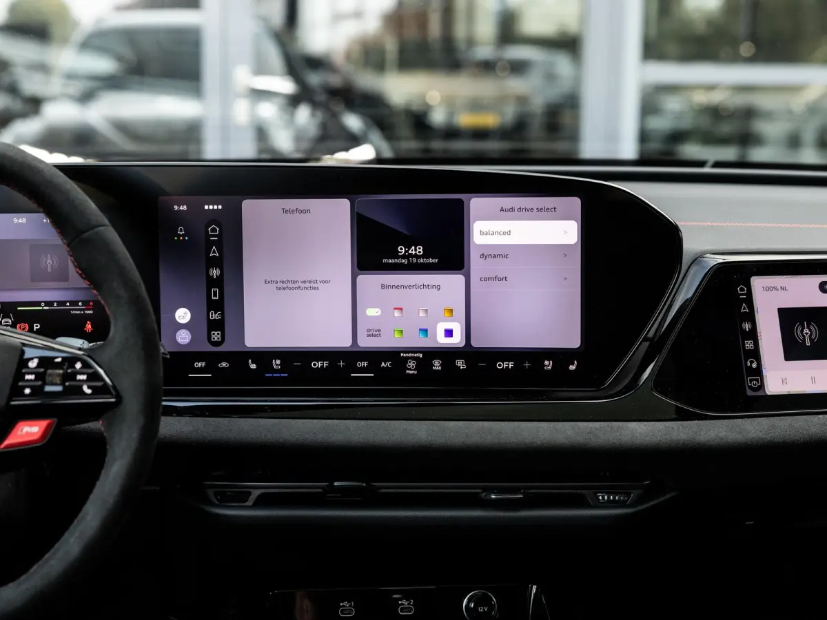 RS5 Avant RS 5 e-hybrid quattro | TREKHAAK | PANORAMADAK | BIJRIJDERSCHERM | MASSAGE | STOELVENTILATIE | STOELVERWARMING + ACHTER | RS SPORTSTOELEN | ALCANTARA | CARBON | HEAD UP | ADAPTIEVE